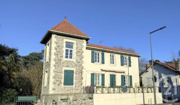 Maison à vendre  7 pièces - 270 m 2   ST JEAN DE LUZ  - 64