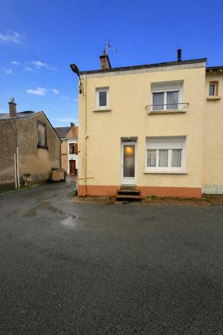 Maison à YVRE-L'EVEQUE, 72530 - 3 pièces 58m²