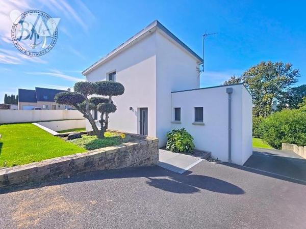 Maison à vendre Concarneau dans le Finistère (29), Édifiée sur une parcelle de 663 m², cette ma...