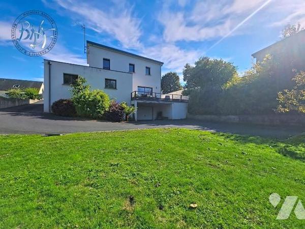 Maison à vendre Concarneau dans le Finistère (29), Édifiée sur une parcelle de 663 m², cette ma...