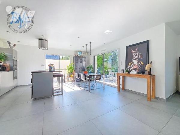 Maison à vendre Concarneau dans le Finistère (29), Édifiée sur une parcelle de 663 m², cette ma...