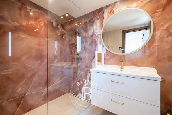 Mandelieu-la-Napoule, Villa 5 Chambres -  318 m² à vendre