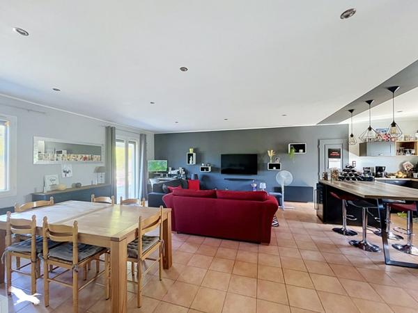 Maison à vendre 249 900 € Pont-l'Abbé-d'Arnoult 4 p 94 m² DPE D