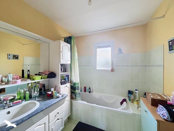 Maison à vendre 249 900 € Pont-l'Abbé-d'Arnoult 4 p 94 m² DPE D