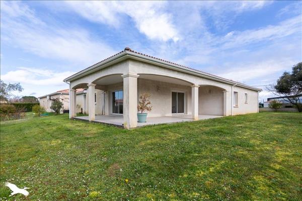 Maison à vendre |  Roquefort |  5 pièces | 130 m²
