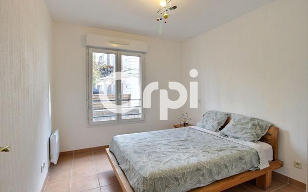 Appartement à vendre    3 pièces • 65 m2 Marseille 10