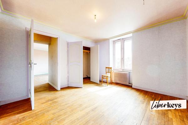 Maison - 6 pièces - 169m² - LA CHEZE