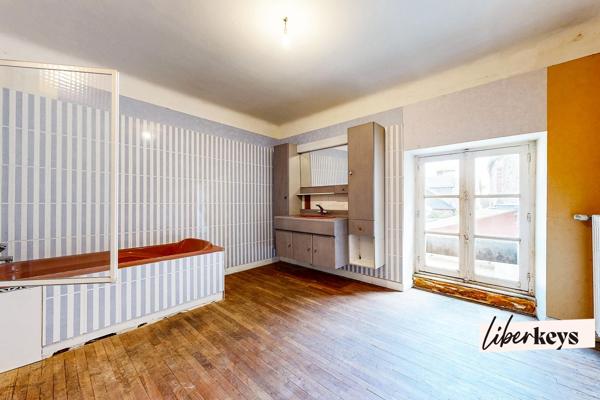 Maison - 6 pièces - 169m² - LA CHEZE