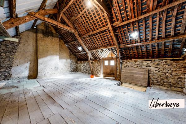 Maison - 6 pièces - 169m² - LA CHEZE