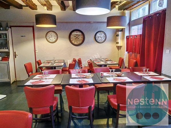 Restaurant traditionnel crêperie emplacement de charme en centre-ville