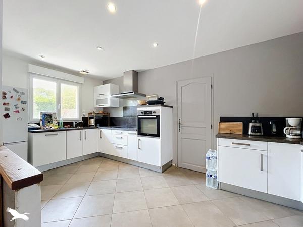 Maison à vendre 348 480 € Breuil-Magné 5 p 138 m² DPE D