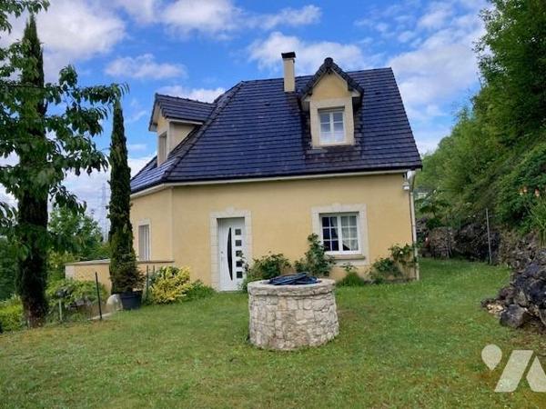 Prox. LA BOUILLE - Maison récente (5 chbres)