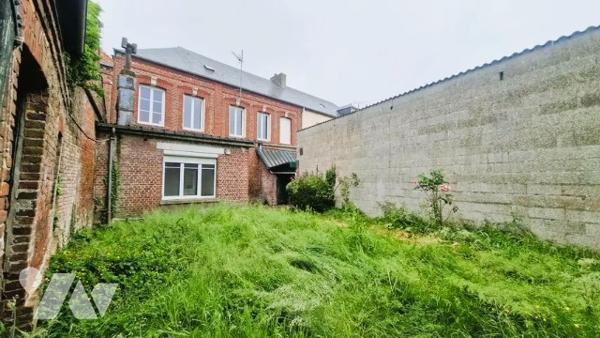 Maison de ville proche des commodités
