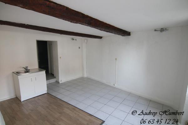 EXCLUSIVITE à LA BRILLANNE, IDEAL INVESTISSEMENT,  STUDIO avec travaux  en RDC de 20 m2