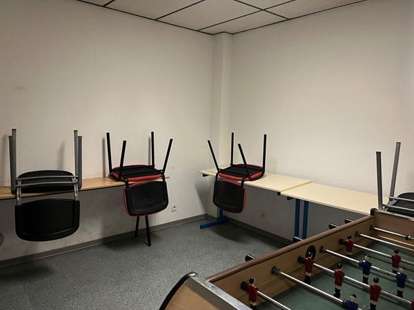 Local commercial Aix En Provence 59.88 m² 1 parking