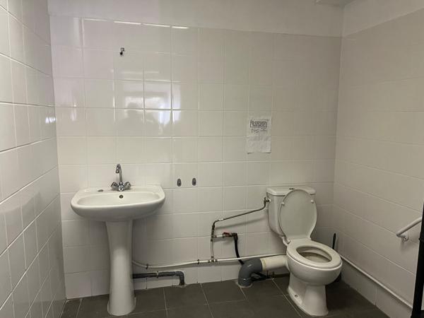 Local commercial Aix En Provence 59.88 m² 1 parking