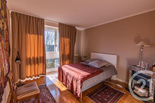 Appartement T6 à vendre  6 pièces - 120 m2 LAVAL - 53