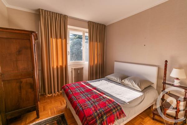 Appartement T6 à vendre  6 pièces - 120 m2 LAVAL - 53