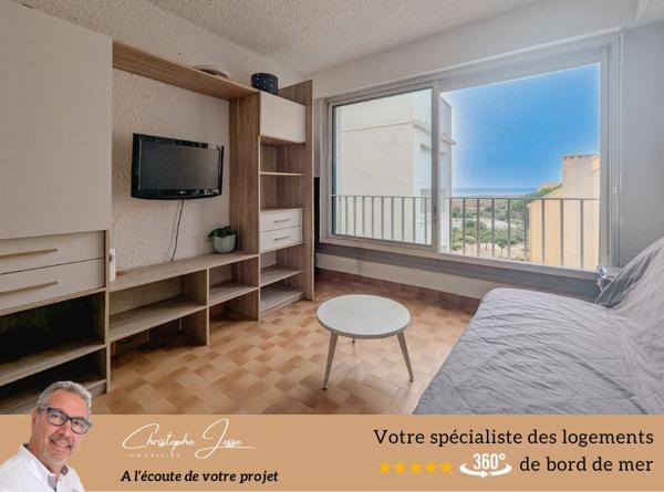 Appartement avec loggia vue mer et parking privé