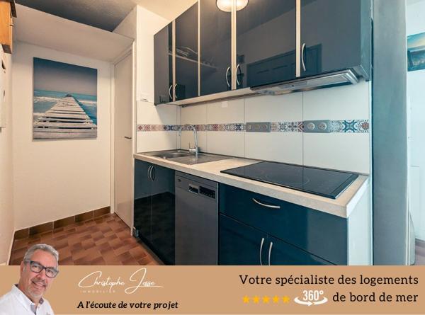 Appartement avec loggia vue mer et parking privé