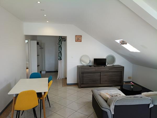 F3 MEUBLÉ EN HAUT DE VILLA - MONTVERT LES HAUTS