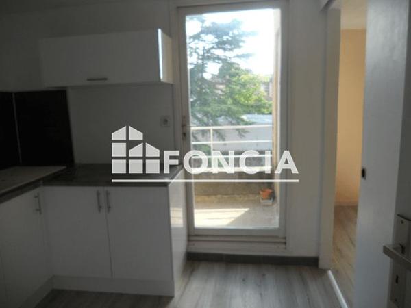 Location Appartement 2 pièces 43.8 m² - RESIDENCE MOUTON CARNOT - 61 RUE CARNOT Poitiers 86000