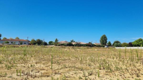 Terrain à bâtir de 502m².