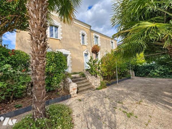 Maison bourgeoise en plein centre