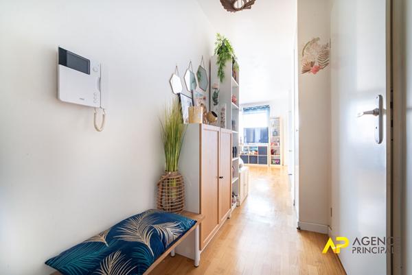 Appartement Nanterre 3 pièces 52 m2 €270 000 ** - Référence 464CC