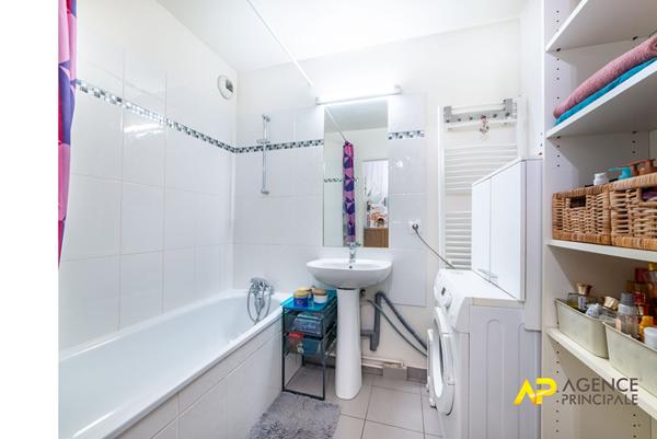 Appartement Nanterre 3 pièces 52 m2 €270 000 ** - Référence 464CC