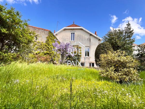 79300 BRESSUIRE Maison Centre-Ville - BRESSUIRE