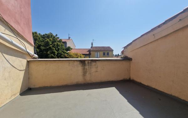 Maison à vendre    7 pièces •  Saint-Estève