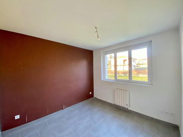 Appartement T3 avec garage et grand terrain sur la commune d’Estrablin