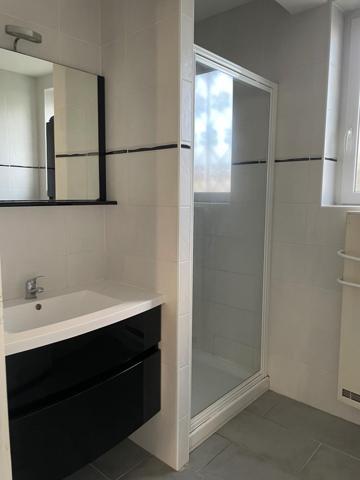 Appartement T3 avec garage et grand terrain sur la commune d’Estrablin