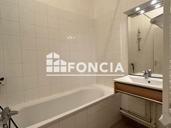 Location Appartement 4 pièces 83 m² - 27 AVENUE DE LA REPUBLIQUE Laon 02000