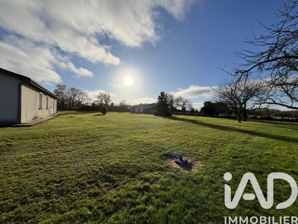 Maison à vendre 5 pièces 83 m² Terres-de-Haute-Charente