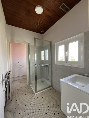 Maison à vendre 5 pièces 83 m² Terres-de-Haute-Charente