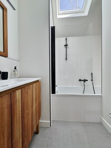 Maison  6 pièce(s)  4 chambre(s)  147.32 m²