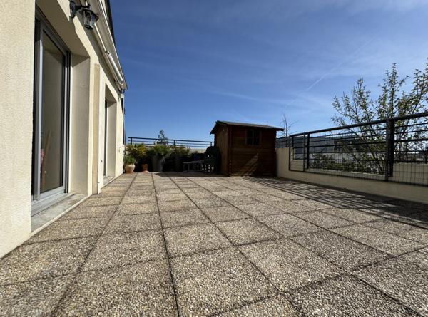 Maison  6 pièce(s)  4 chambre(s)  147.32 m²