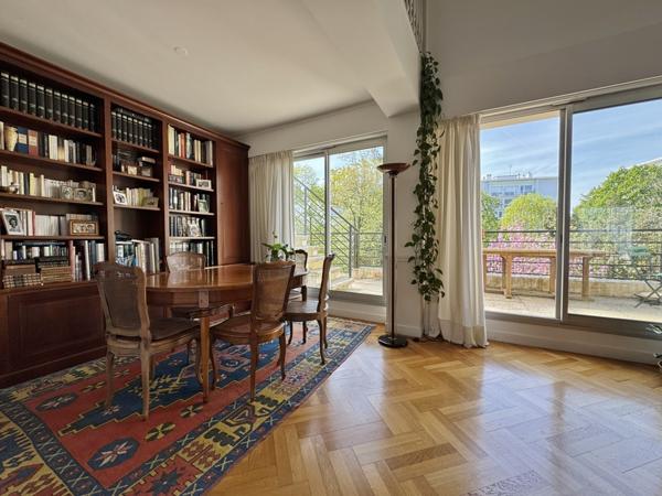 Maison  6 pièce(s)  4 chambre(s)  147.32 m²