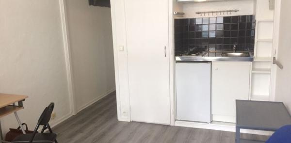 Studio 1 pièce de 18 m² à Croix (59170)