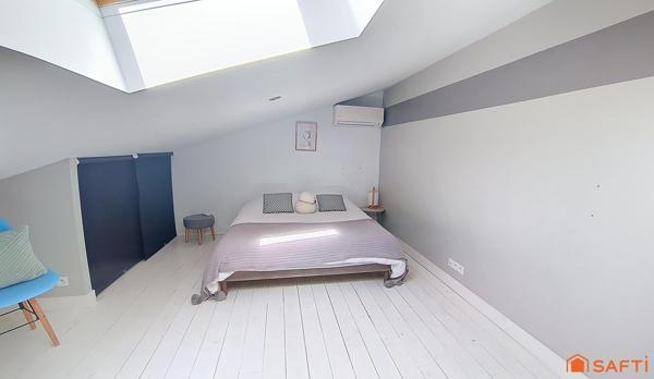 Maison de village rénovée avec goût  155 m² + garage 50 m² et 2 place de parkings
