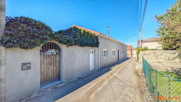 Maison de village rénovée avec goût  155 m² + garage 50 m² et 2 place de parkings