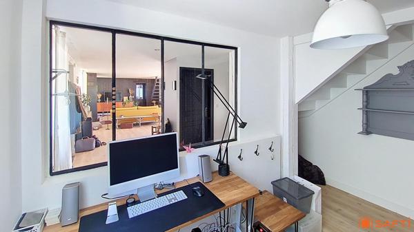Maison de village rénovée avec goût  155 m² + garage 50 m² et 2 place de parkings