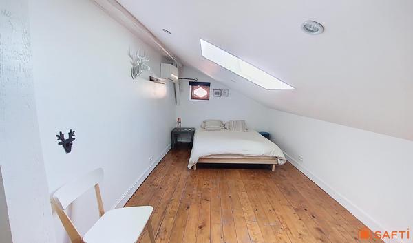 Maison de village rénovée avec goût  155 m² + garage 50 m² et 2 place de parkings