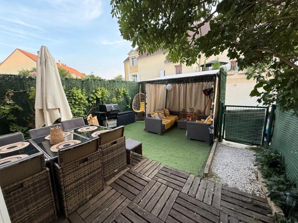 Appartement duplex 4 pièces de 80m² SAINT OUEN L'AUMONE (95) avec terrasse de 32m²