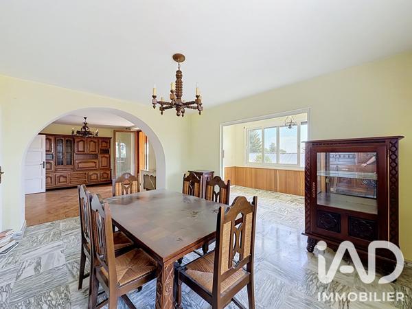 Maison à vendre 9 pièces 151 m² Peyre en Aubrac
