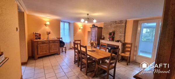 Maison familiale 6 pièces environ 200 m²