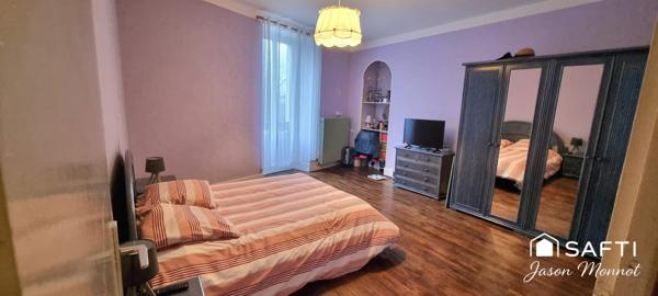 Maison familiale 6 pièces environ 200 m²