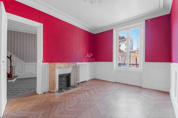 Appartement Saint Germain En Laye 5 pièce(s) 125.40 m2 €1 190 000 ** - Référence 17067